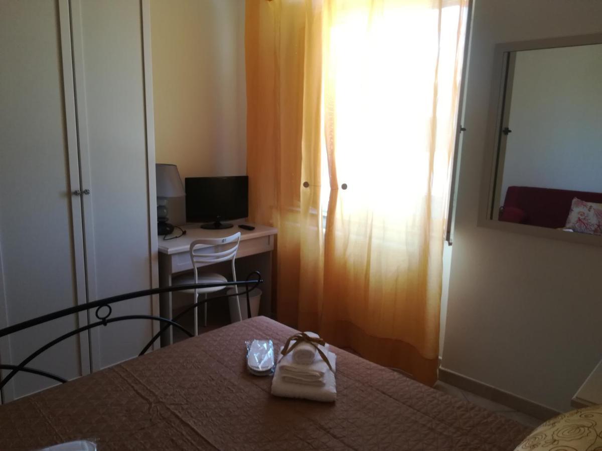 B&B Sa Manta 萨萨里 外观 照片